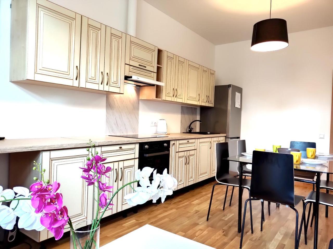 Brivibas Center Apartments Ryga Zewnętrze zdjęcie