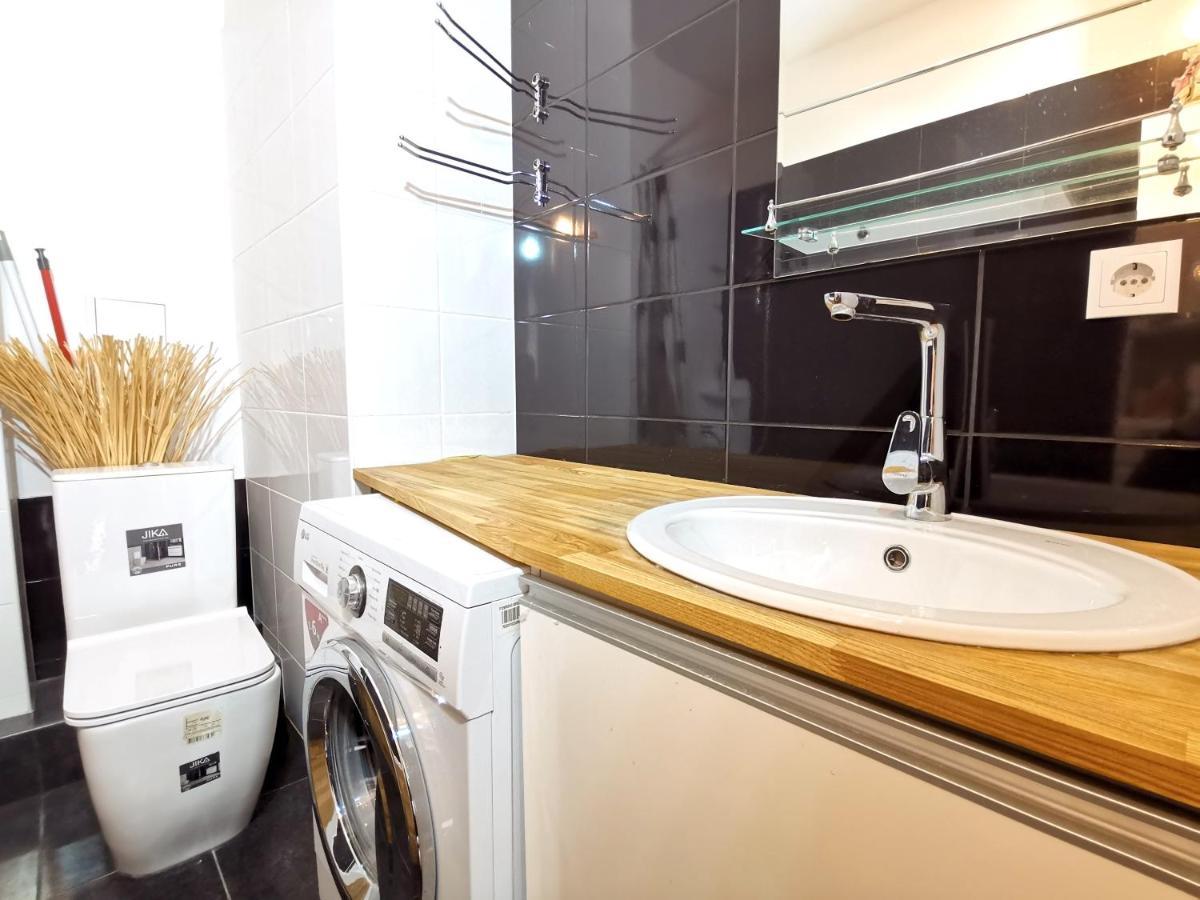 Brivibas Center Apartments Ryga Zewnętrze zdjęcie